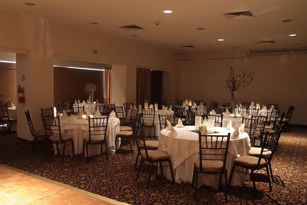 Holiday Inn Monterrey Norte By Ihg San Nicolas de los Garza Restoran foto